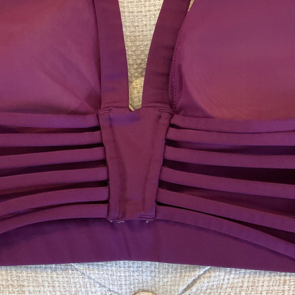 VXS Chic Plum Sports Bra - Picture 4 of 5